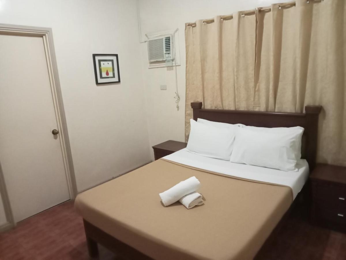 Reddoorz At Casa Marabella Villamonte Bacolod City Kültér fotó