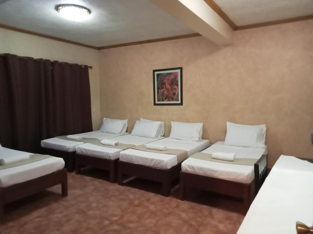 Reddoorz At Casa Marabella Villamonte Bacolod City Kültér fotó