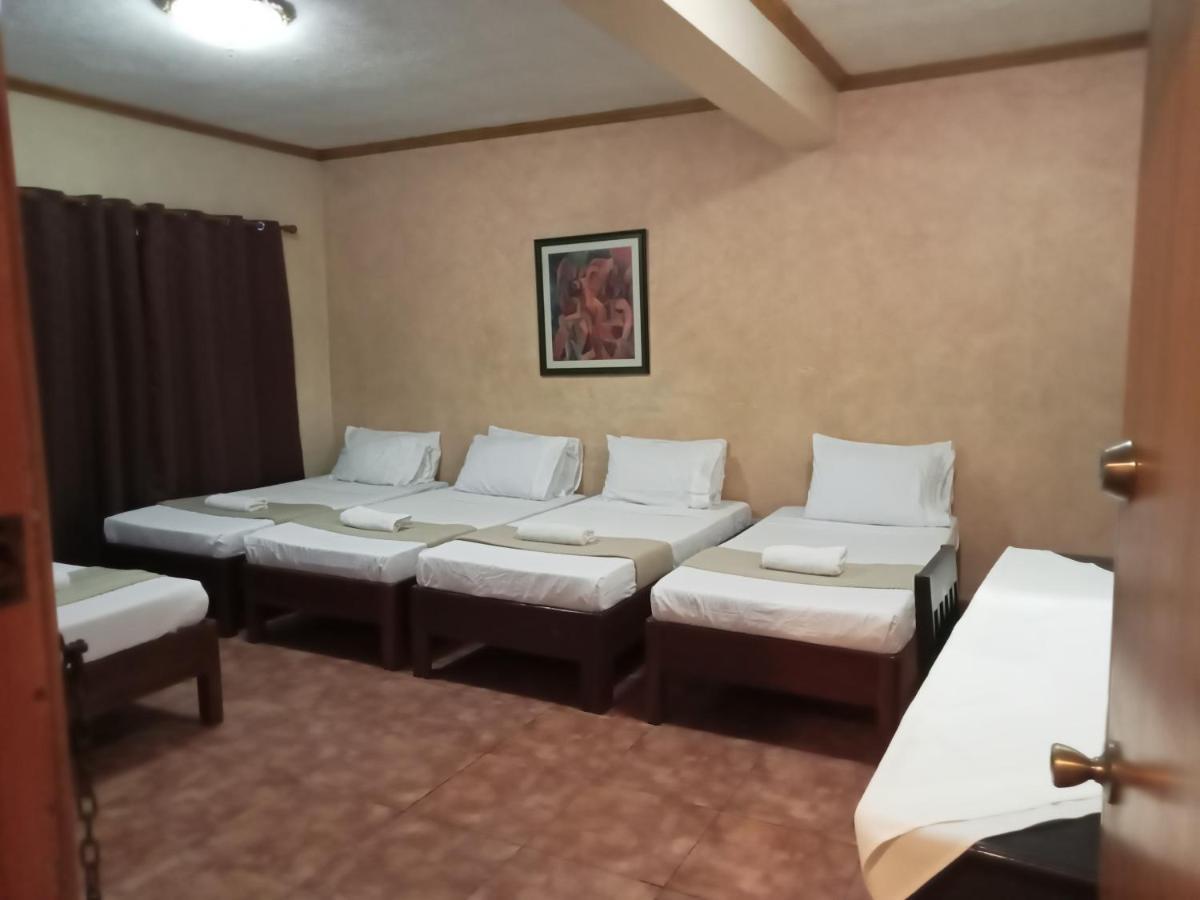Reddoorz At Casa Marabella Villamonte Bacolod City Kültér fotó